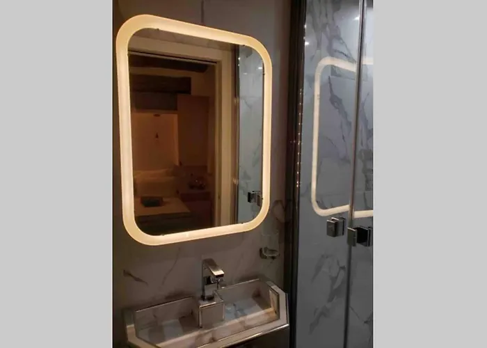 Charming Saint Germain Pres Rue De Ciseaux Appartement