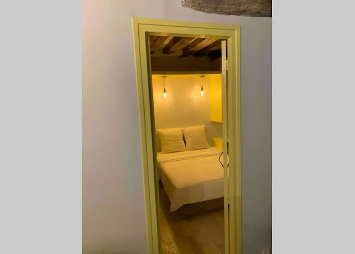 Charming Saint Germain Pres Rue De Ciseaux Appartement