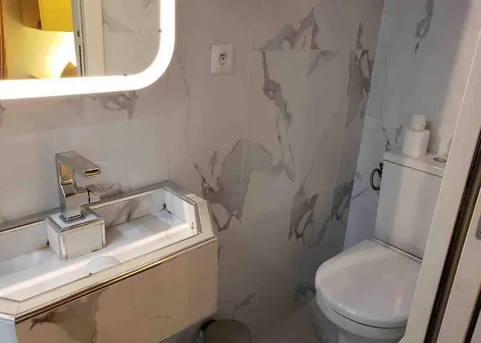 Charming Saint Germain Pres Rue De Ciseaux Appartement *