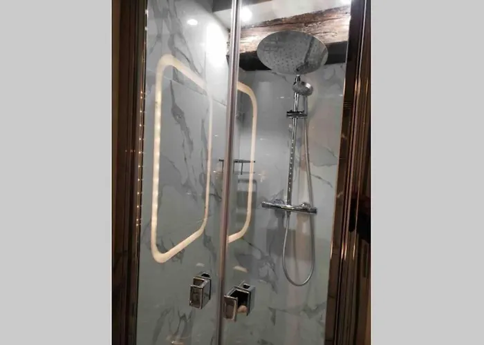 Charming Saint Germain Pres Rue De Ciseaux Appartement