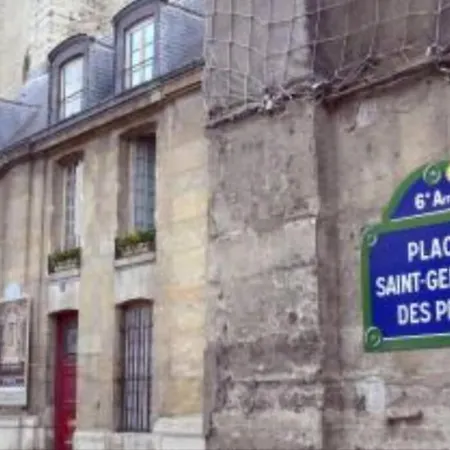 Charming Saint Germain Pres Rue De Ciseaux Apartment *
