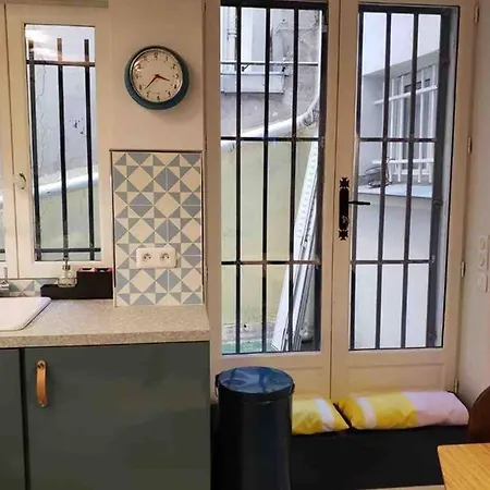 Apartment Charming Saint Germain Pres Rue De Ciseaux