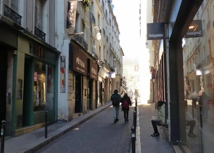 Charming Saint Germain Pres Rue De Ciseaux Appartement Paris